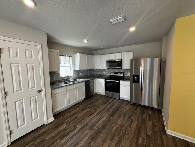 Photo - 1721 Nebraska Loop