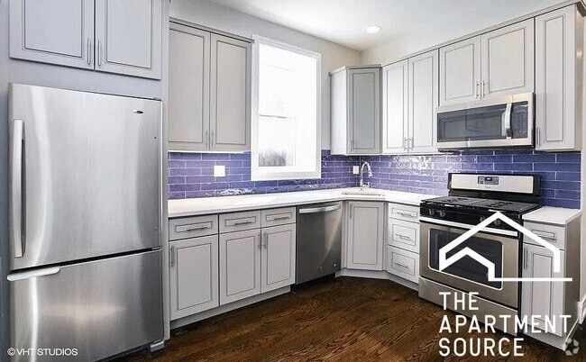 Building Photo - 2648 W Augusta Blvd Rental
