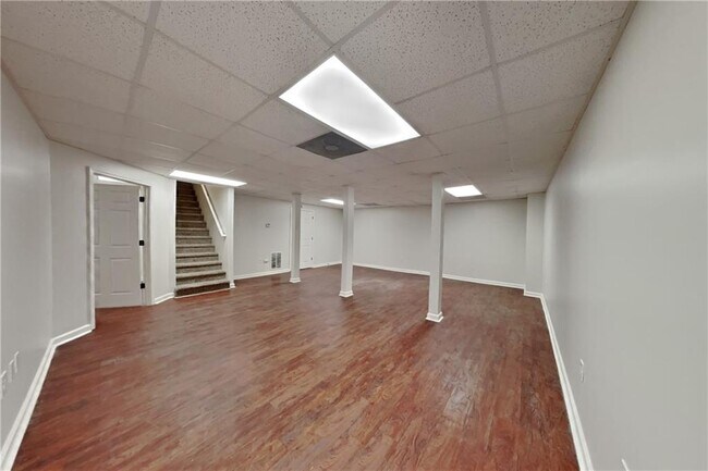 Photo - 339 Warrenton Dr