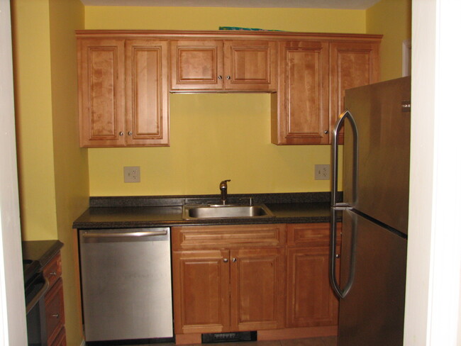 Photo - 200 Manville Hill Rd Condo Unit Four Elms