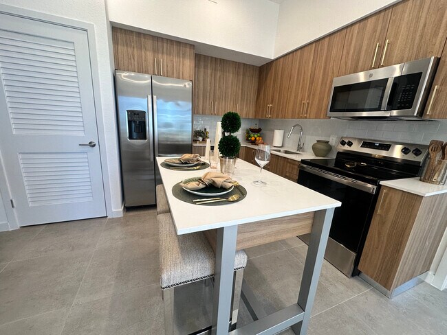 Photo - 2029 Monroe St Unit B1