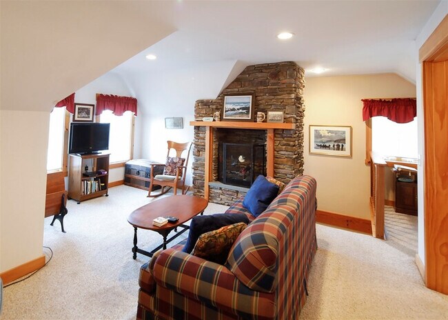 Photo - 7 Jeremy Dr Unit ID1255689P