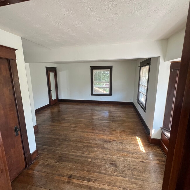 Photo - 50 Orchard Ave SE Unit 2