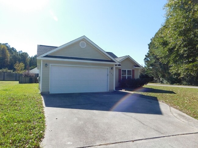 Photo - 205 Sellhorn Blvd