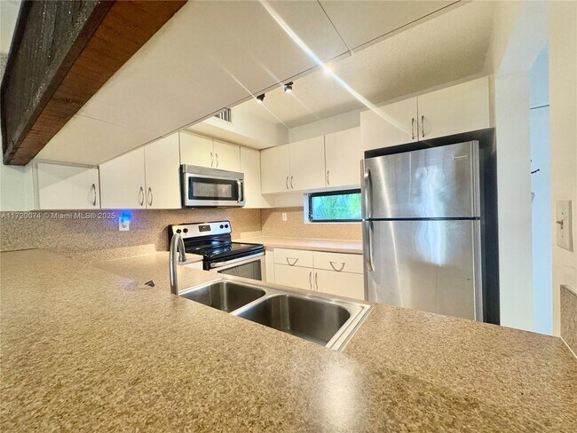 2180 Brickell Ave