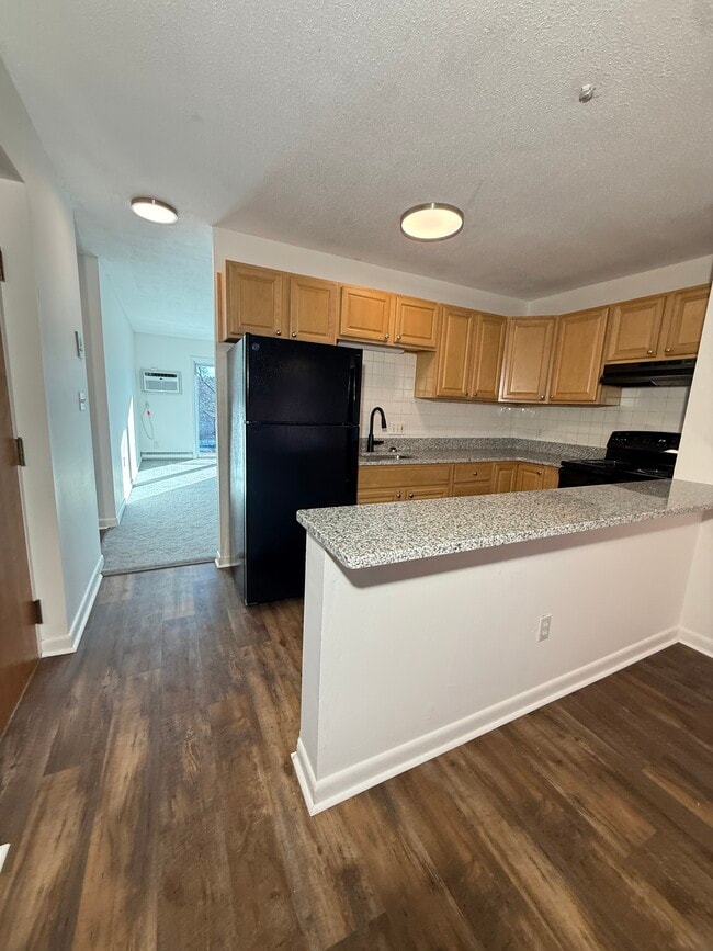 Apt. 12 - 20 Amici Way