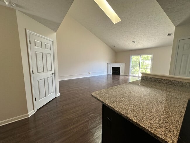 Photo - Village of Amesbury