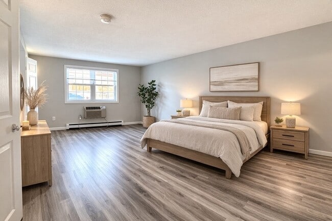 Building Photo - 12 Old Colony Ln Unit 4