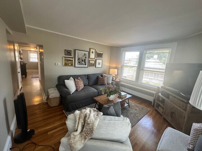 Photo - 25 Elm St Unit 2R