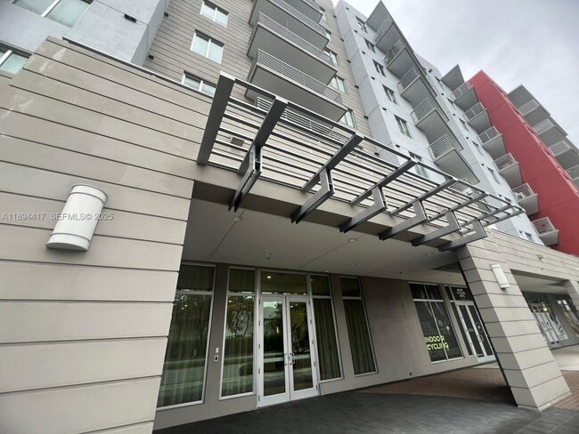 Building Photo - 7661 NW 107th Ave Unit 801