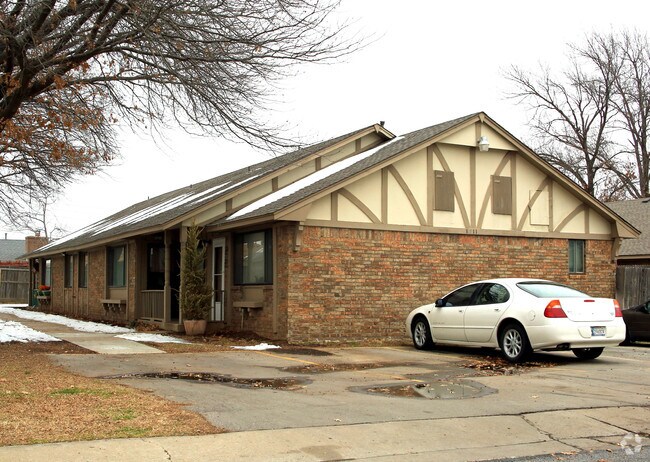 The Virginia Lee Apartments - The Virginia Lee Apartments