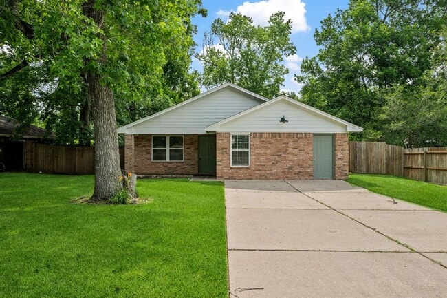 Photo - 157 Hillside Dr House