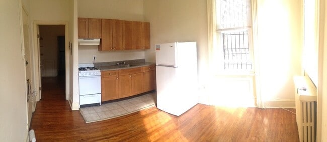 Building Photo - 4419 Osage Ave Unit 1F