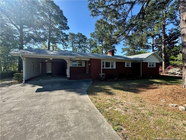Building Photo - 400 Harrill Cir