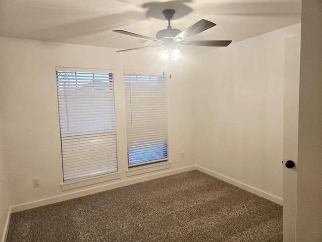 Photo - 17705 Horne Ln