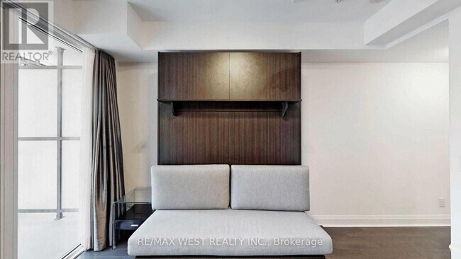 Photo - 65 St Mary St Unit 3210