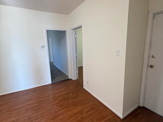 Building Photo - 818 Communipaw Ave Unit 1