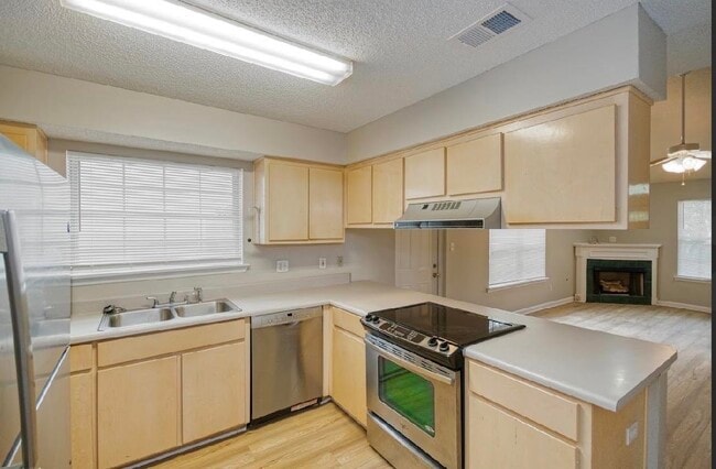 Photo - 3385 Tansey Ct