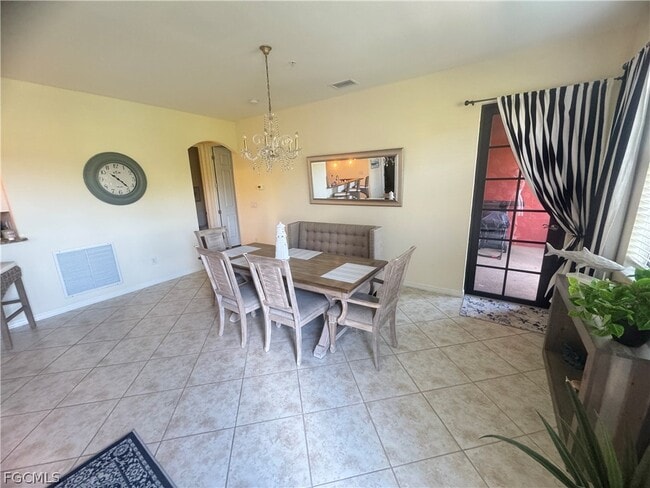 Photo - 11908 Izarra Way Unit 7003