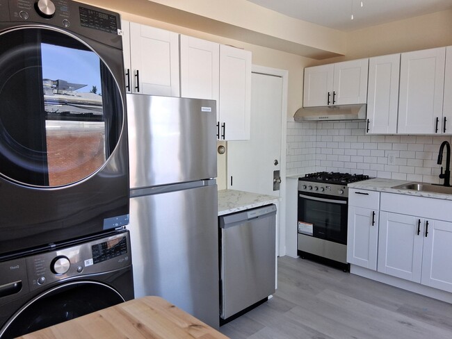 Photo - 2 Green St Unit 2W