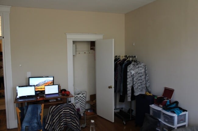 Photo - 1258 Commonwealth