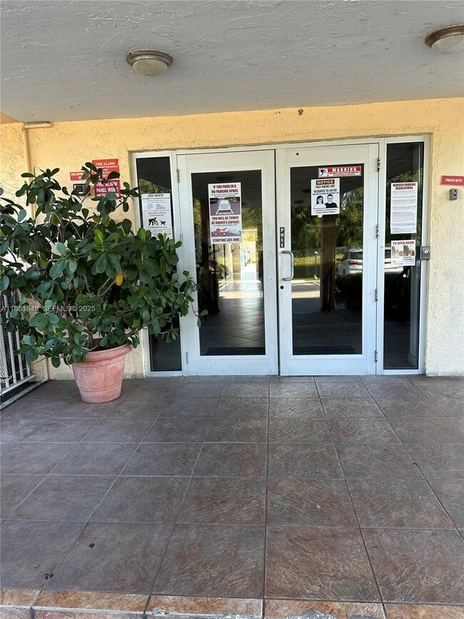 Photo - 16465 NE 22nd Ave Unit 212