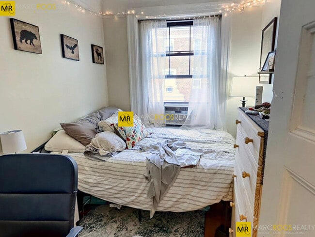 Photo - 54 Babcock St Unit 2