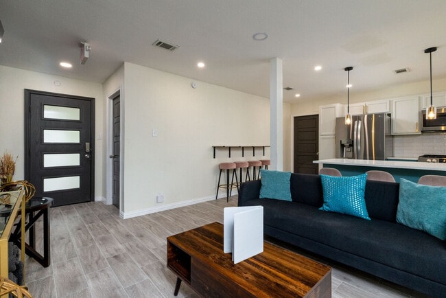 Photo - 3800 Marina Dr Unit SI ID1575046P