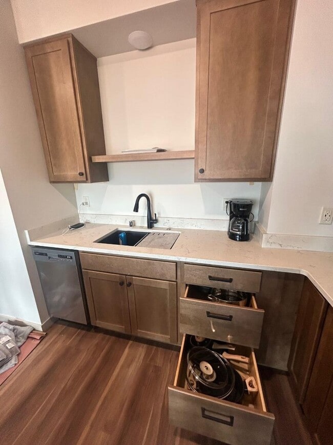 Photo - 4049 Tongass Ave