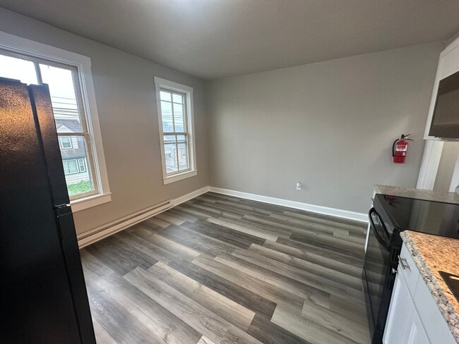 39 E Willow St Unit 201