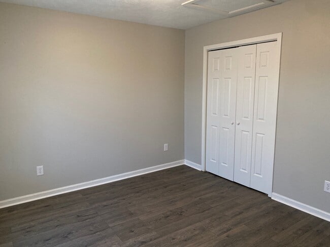 Photo - 238 E King St