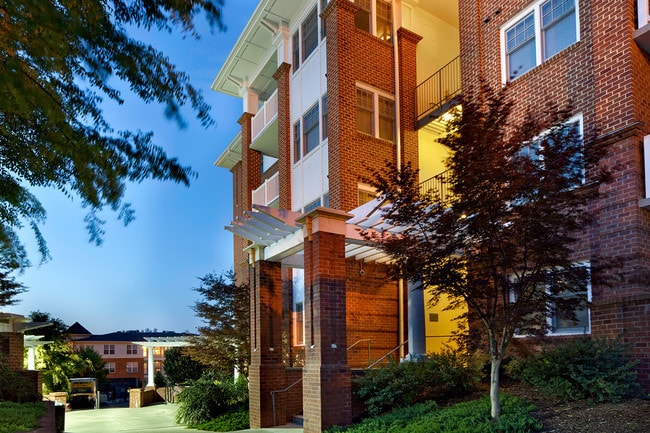 Photo - Wertland Square