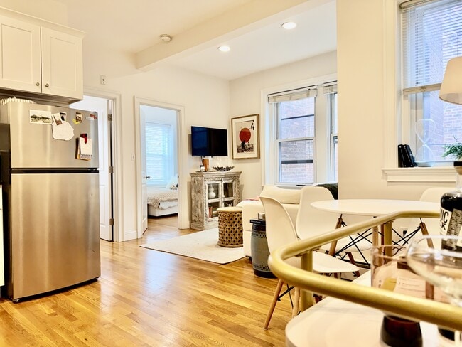 Photo - 90 W Cedar St Unit 4R