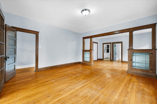 Building Photo - 43 W North St Unit 4