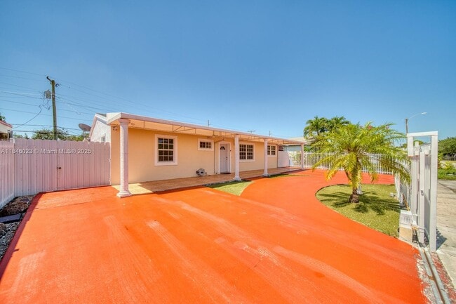 Building Photo - 3440 NW 87th Terrace Rental