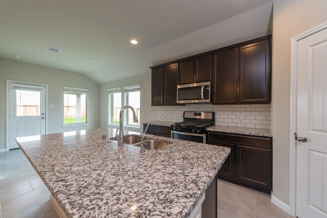 Building Photo - 18351 Raven Rock Ln