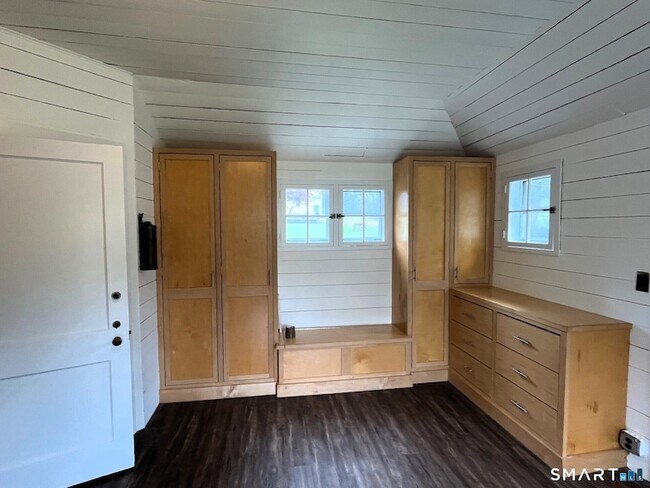 Photo - 94 Honey Hill Rd