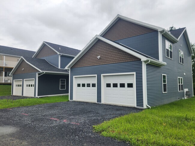 Photo - 60 Nicholas Ln Unit 64 Nicholas Lane