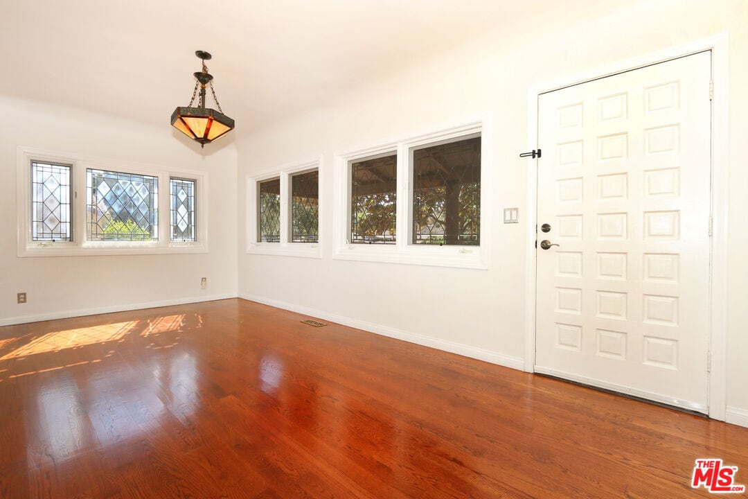 Photo - 1609 Capistrano Ave