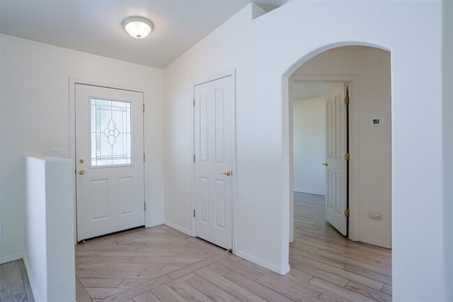 Photo - 3 Bedroom, 2 Bath, 2 Car Garage For Rent in Prescott!