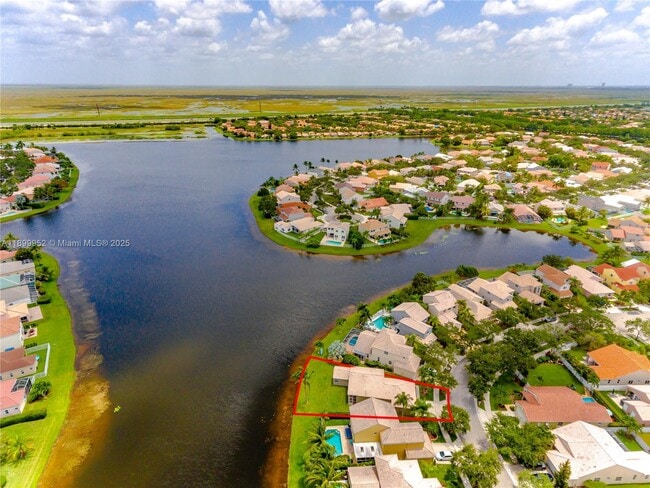 Photo - 968 Savannah Falls Dr
