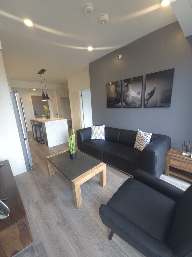 Photo - 30 Mutual St Unit ID1375286P