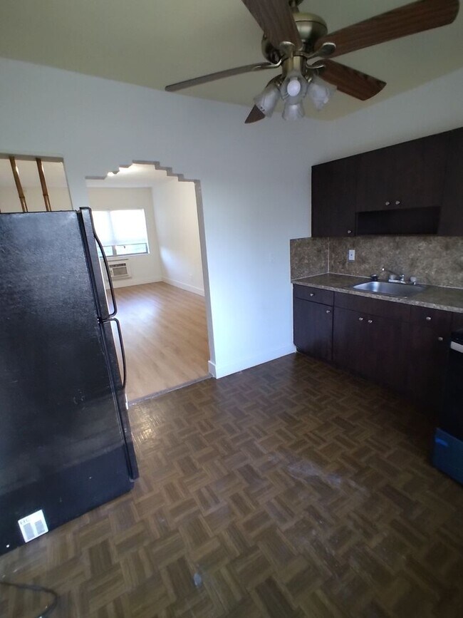 Photo - 600 SW 9th Ave