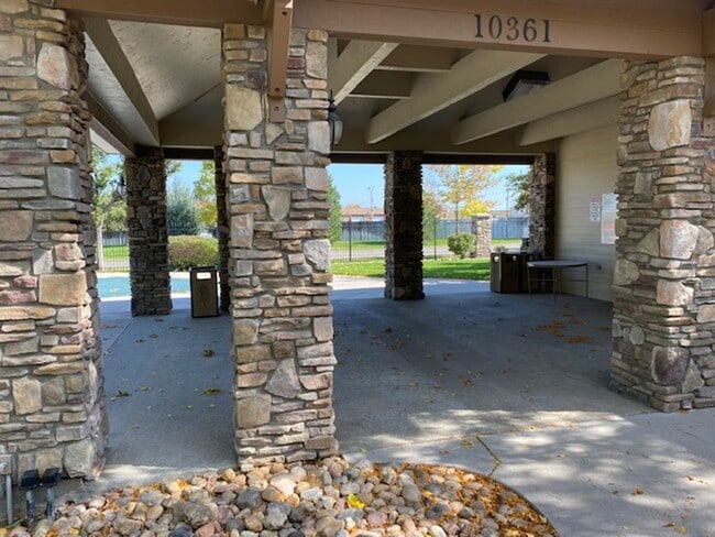 Building Photo - 10351 W Girton Dr Unit 10351 W Girton Dr, #102