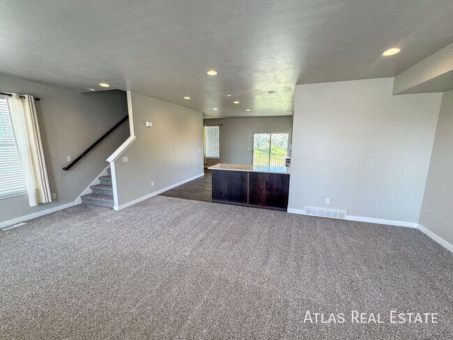 Photo - 2530 W Knights Ln