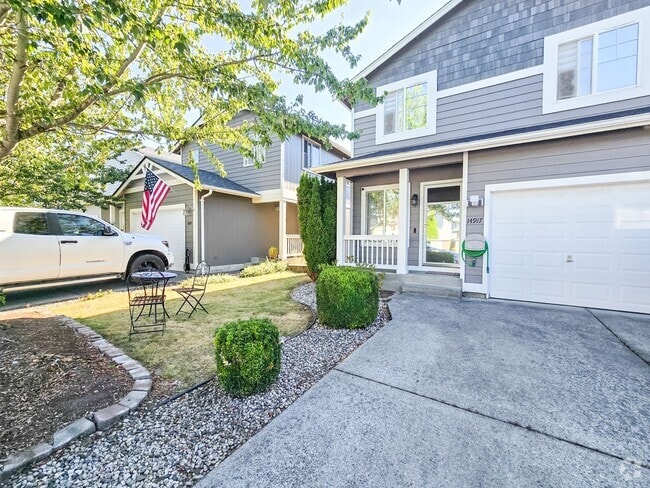 Building Photo - Berry Farms 3BD Rental