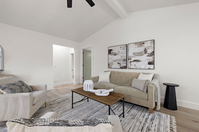 Photo - 10418 Doc Holliday Trail