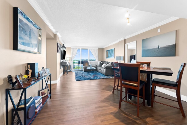 Building Photo - 777 S Federal Hwy Unit 910