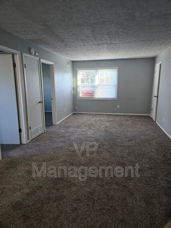 Photo - 2218 Emerald Dr Unidad #6