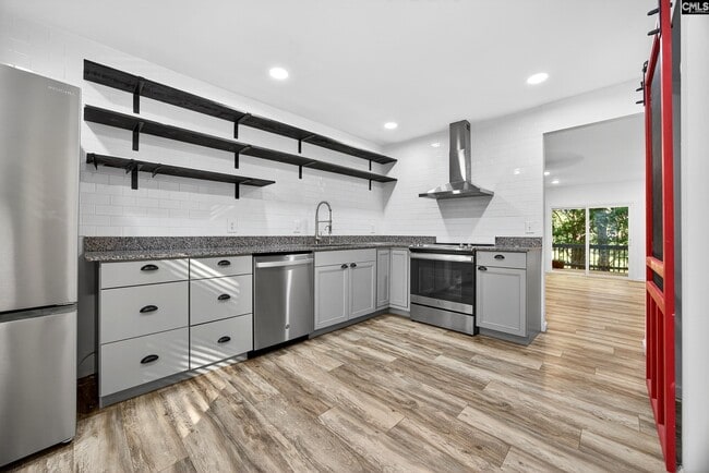 Photo - 298 Outrigger Ln